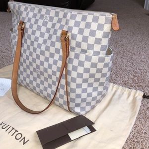 🛑SOLD🛑 Louis Vuitton Totally MM Damier Azur